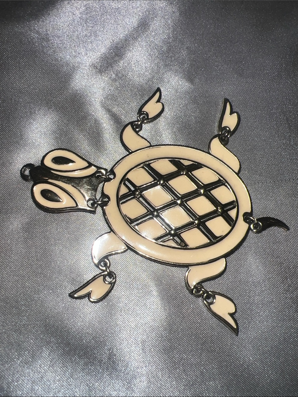 Cream Turtle pendent- women’s jewelry